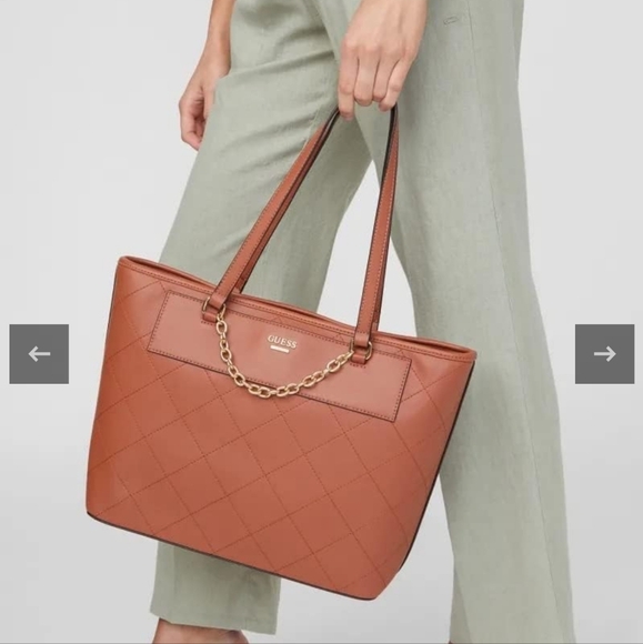 GUESS Factory Women's Alenna Quilted Carryall Tote Handbag - Picture 3 of 5